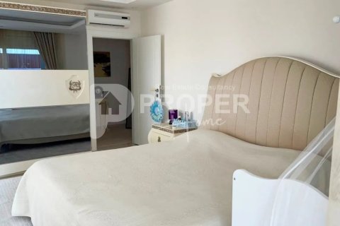 5 rooms Apartment in Mahmutlar, Turkey No. 14083 14