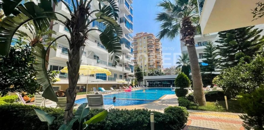 0+5 Apartment in Mahmutlar, Turkey No. 14083