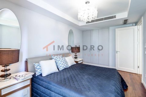 2+1 Apartment en Beyoglu, Turkey No. 17707 12