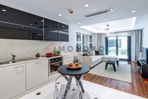 2+1 Apartment in Beyoglu, Turkey No. 17707 8