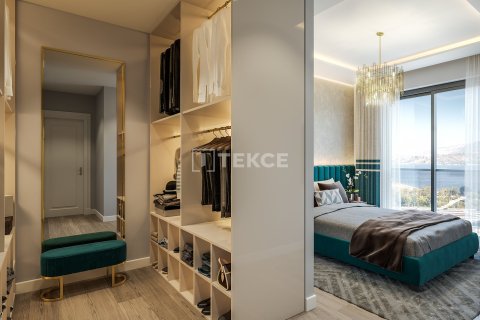 4+1 Apartment in Izmir, Turkey No. 17669 9