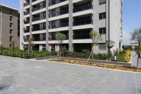 2+1 Apartment en Aksu, Turkey No. 17709 3