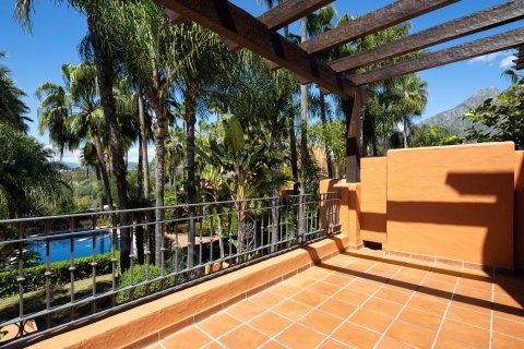 4 bedrooms Townhouse in Marbella, Spain No. 27473 15