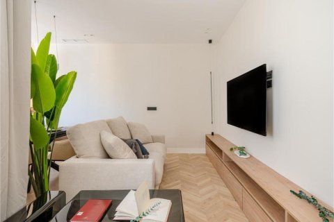 2 dormitorios Apartment en Madrid, Spain No. 27477 4