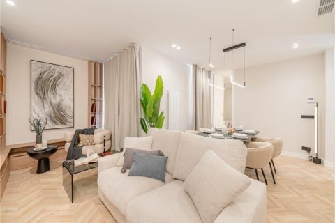 2 dormitorios Apartment en Madrid, Spain No. 27477 1