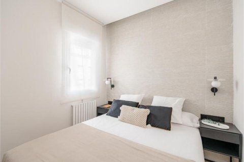 2 dormitorios Apartment en Madrid, Spain No. 27477 19