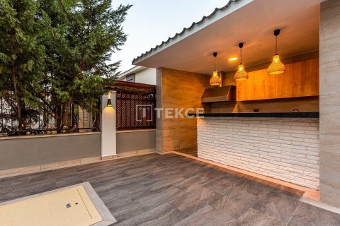 5+1 Villa à Dosemealti, Turkey No. 16164 24