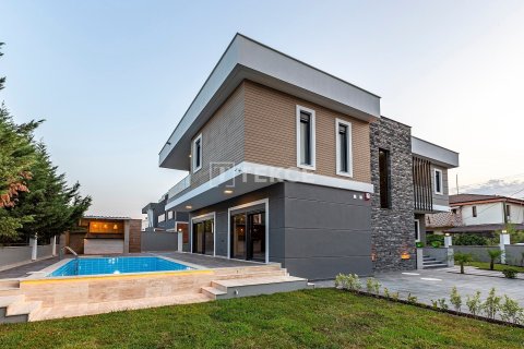 5+1 Villa in Dosemealti, Turkey No. 16164 28