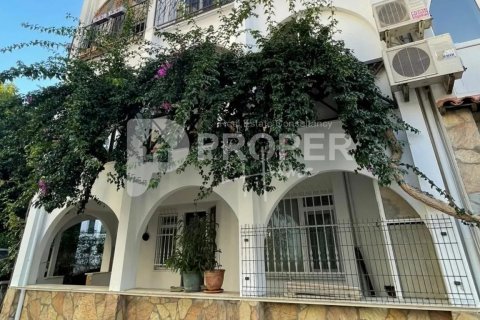 4 rooms Apartment in Tosmur, Turkey No. 12727 4