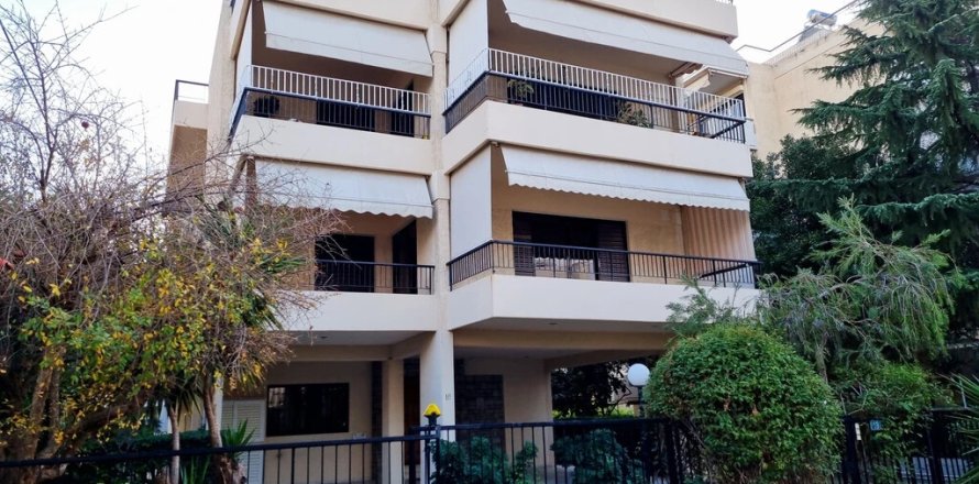 4 dormitorios Apartment en Glyfada, Greece No. 55521