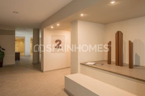 2 chambres Penthouse à Marbella, Spain No. 26892 13