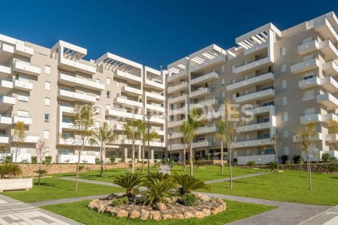 2 bedrooms Penthouse in Marbella, Spain No. 26892 1