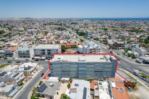 2100m² Commercial property in Larnaca, Cyprus No. 47589 4