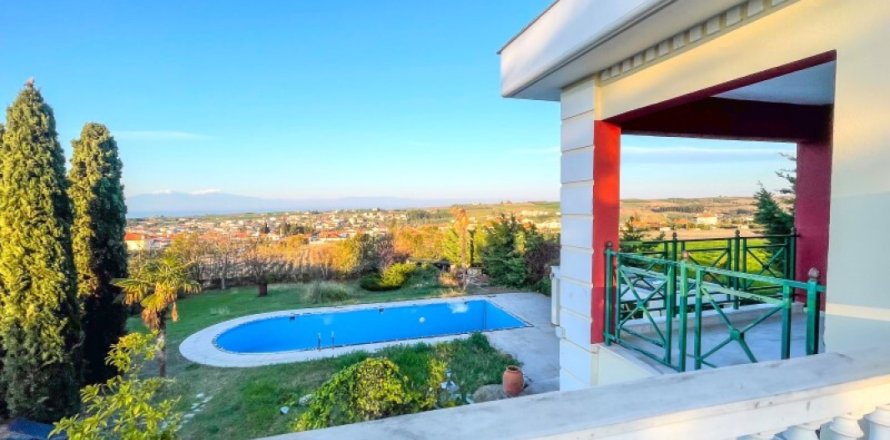 4 bedrooms Villa in Chalkidiki, Greece No. 47603