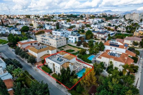 375m² Villa en Nicosia, Cyprus No. 47588 4