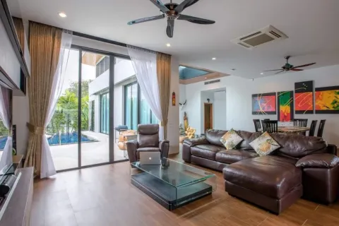 3 bedrooms Villa in Phuket, Thailand No. 2766 3