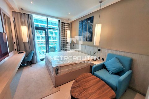 33m² Apartment in Seven Palm, UAE No. 7590 5