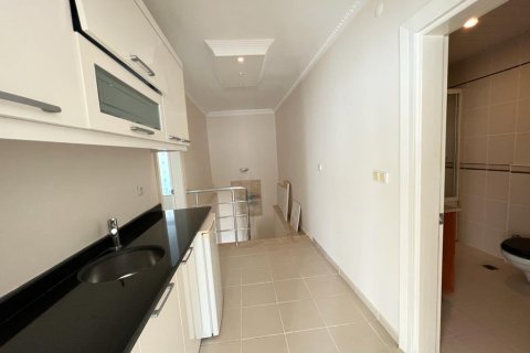 5 rooms Appartement à Demirtas, Turkey No. 21456 3