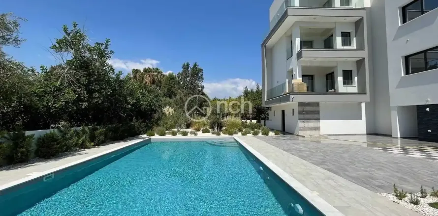 2 bedrooms Apartment in Limassol, Cyprus No. 40372