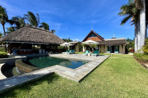 4 bedrooms Villa in Albion, Mauritius No. 60801 2