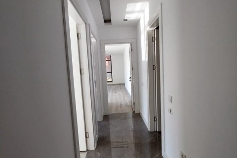 2+1 Apartment en Oba, Turkey No. 12008 19