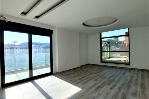 2+1 Apartment en Oba, Turkey No. 12008 28