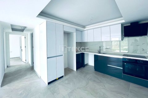 2+1 Penthouse en Milas, Turkey No. 12006 13