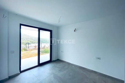 2+1 Penthouse en Milas, Turkey No. 12006 15