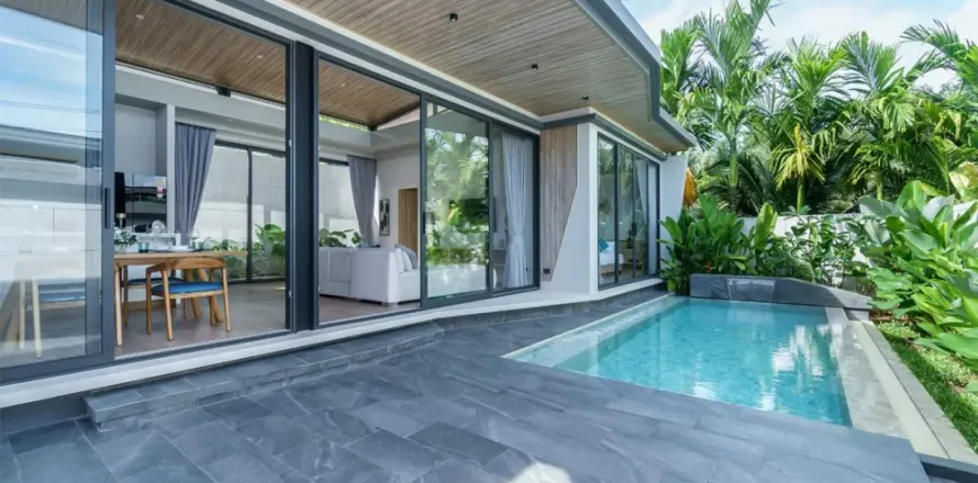 3 bedrooms Villa in Phuket, Thailand No. 3112