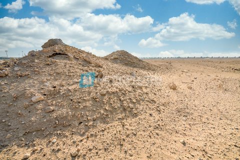Земельный участок 1952.1м² в Халифа-Сити, ОАЭ №92867 3