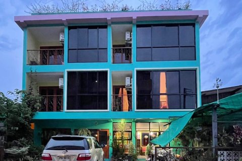 11 bedrooms Commercial property in Chiang Mai, Thailand No. 2460 2