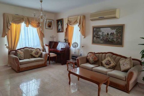 4 dormitorios House en Paphos, Cyprus No. 72216 3