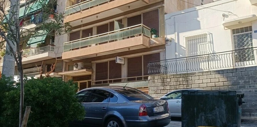 600m² Building in Athens, Greece No. 55573