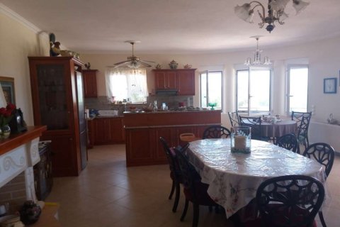 3 bedrooms Villa in Zakynthos, Greece No. 28120 9