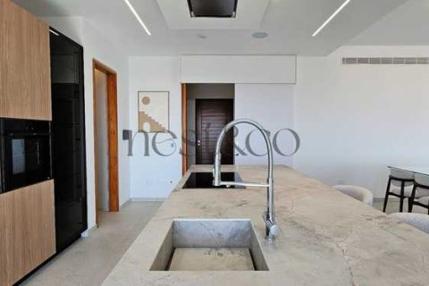 4 bedrooms Villa in Mesa Geitonia, Cyprus No. 66522 14