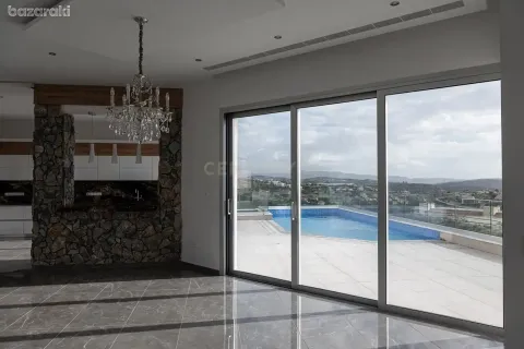 5 bedrooms Villa in Agios Tychonas, Cyprus No. 31724 4