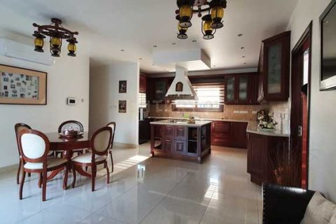 6 bedrooms Villa in Parekklisia, Cyprus No. 31725 2