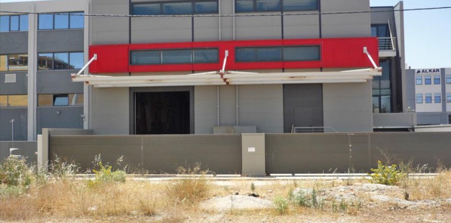 2050m² Commercial property en Athens, Greece No. 48944