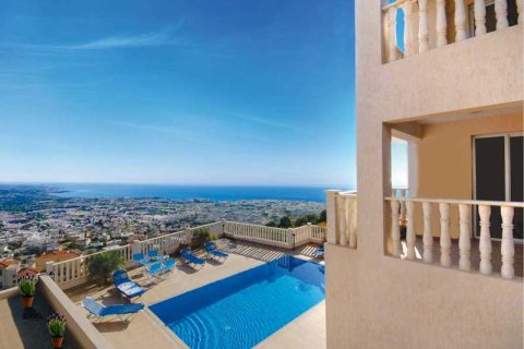 5 bedrooms Villa in Pegeia, Cyprus No. 39531 1