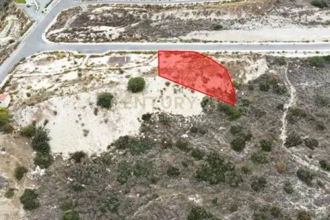 1216m² Land in Agios Tychonas, Cyprus No. 43874 1