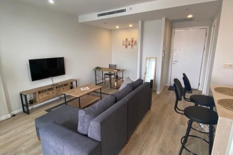 1+1 Apartment en Istanbul, Turkey No. 15342 1