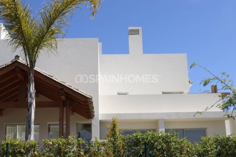 2 bedrooms Apartment in Benahavis, Spain No. 26642 11