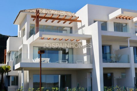 2 chambres Appartement à Benahavis, Spain No. 26642 26