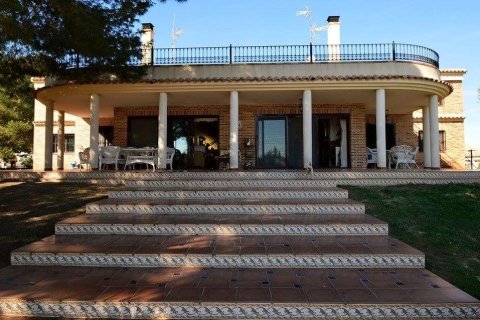 10 dormitorios Villa en Los Balcones, Spain No. 26077 1