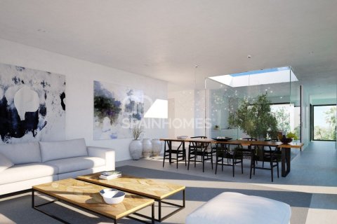 4 bedrooms Villa in Marbella, Spain No. 25687 6