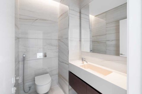 3 bedrooms Apartment in Limassol, Cyprus No. 77396 12