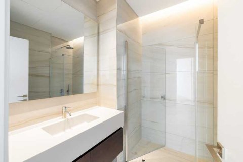 3 bedrooms Apartment in Limassol, Cyprus No. 77396 15