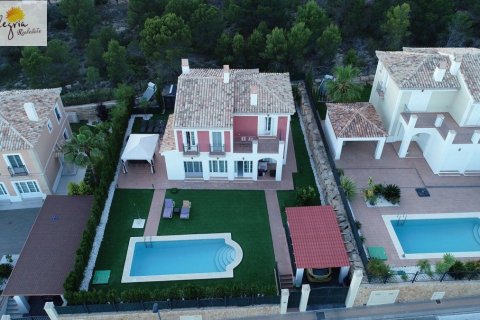 4 bedrooms Villa in Finestrat, Spain No. 26939 25