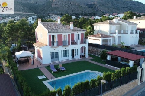 4 dormitorios Villa en Finestrat, Spain No. 26939 1