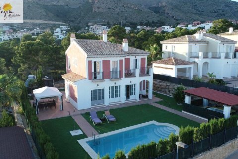 4 dormitorios Villa en Finestrat, Spain No. 26939 26